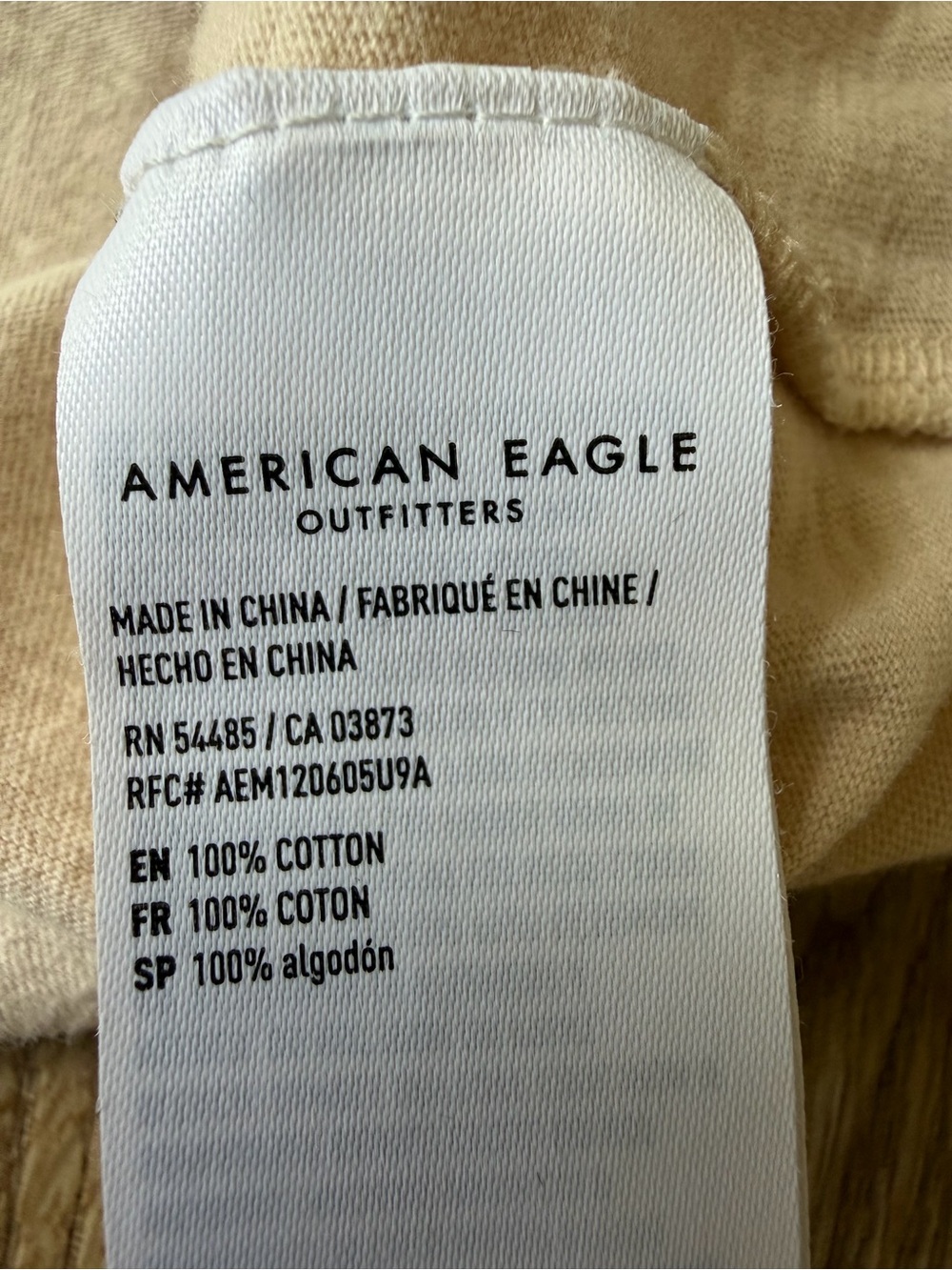 American Eagle Cream Crewneck Tee - Picture 4 of 5